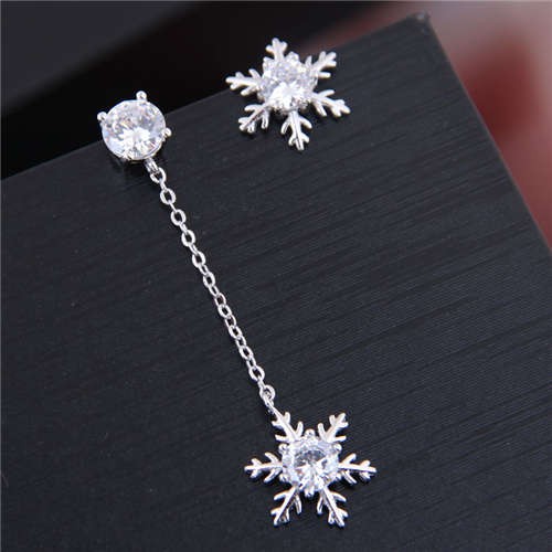 Cubic Zirconia Snowflake Asymmetric Design Korean Fashion Women Earrings