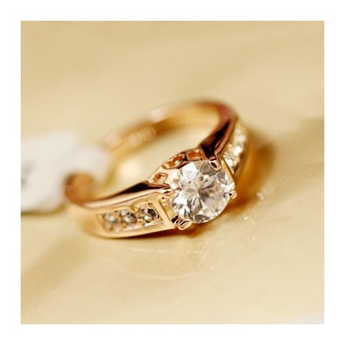 Korean Fashion Cubic Zirconia Inlaid Rose Gold Wedding Ring